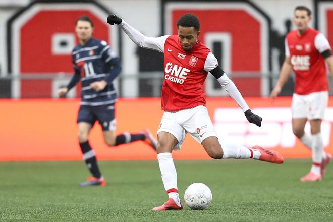 时占到优势 时占到优势